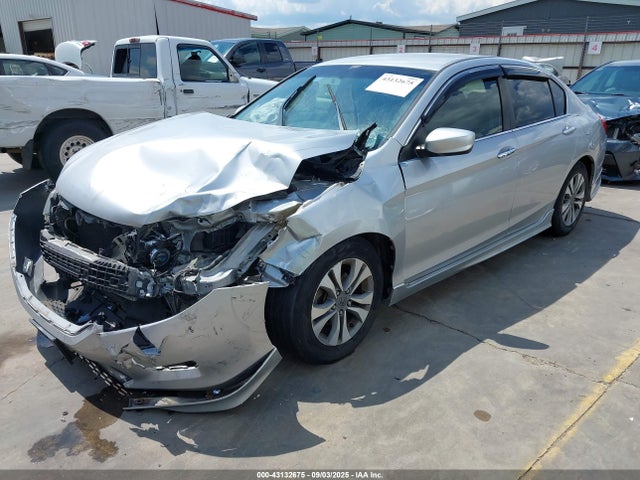 Honda k24w1 2014 1HGCR2F31EA095848 Image 2