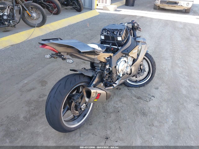 JYARN42Y8GA000038 Yamaha Yzf-r1