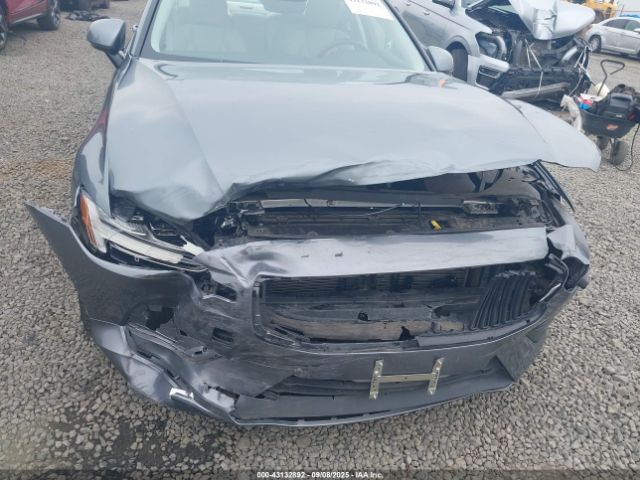 2019 VOLVO S60 7JRA22TK6KG012933 Photo 5