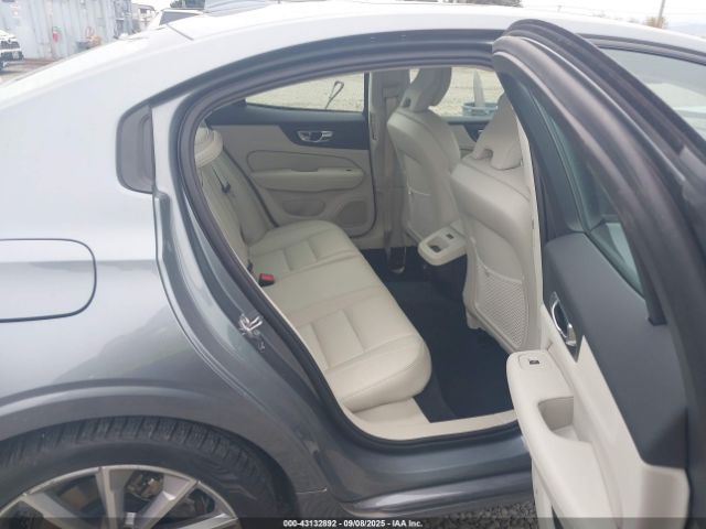 2019 VOLVO S60 7JRA22TK6KG012933 Photo 7