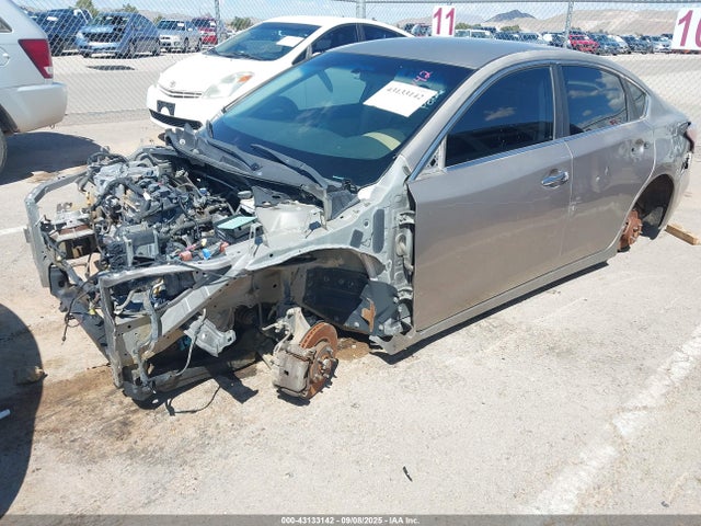 Nissan Altima 2014 1N4AL3AP3EC198836 Image 2