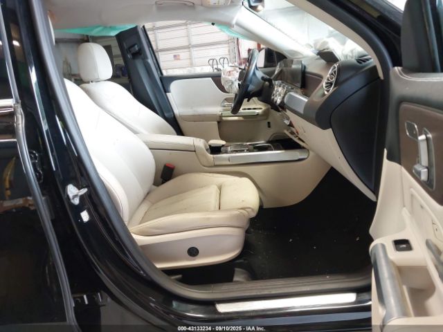 2021 MERCEDES-BENZ GLB 250 W1N4M4HB2MW151694 Photo 4