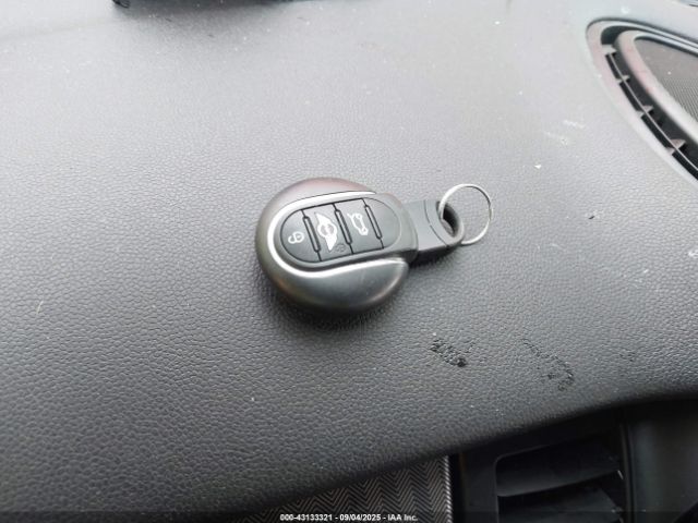 2017 MINI CONVERTIBLE WMWWH9C53H3A78507 Photo 10