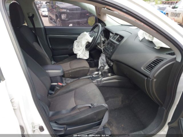 2017 MITSUBISHI OUTLANDER SPORT JA4AP3AU6HZ018930 Photo 4