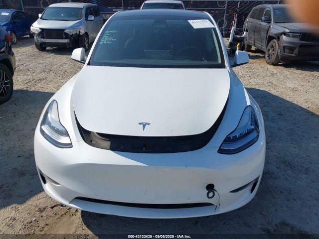 2022 TESLA MODEL Y 7SAYGDEE8NA018670 Photo 9