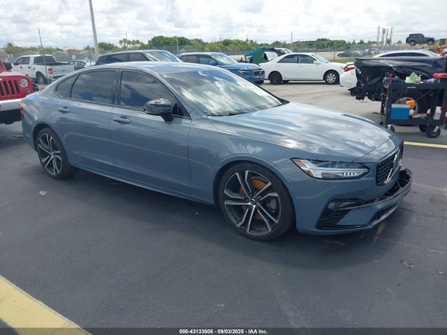 2021 VOLVO S90 LVYA22MT9MP223223