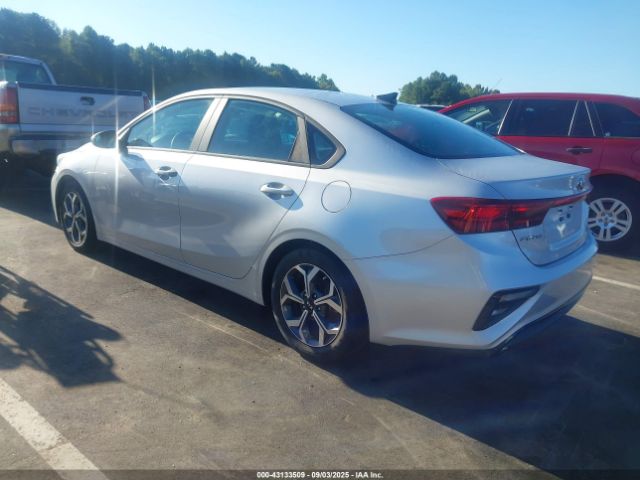 2020 KIA FORTE 3KPF24AD4LE205832 Photo 2