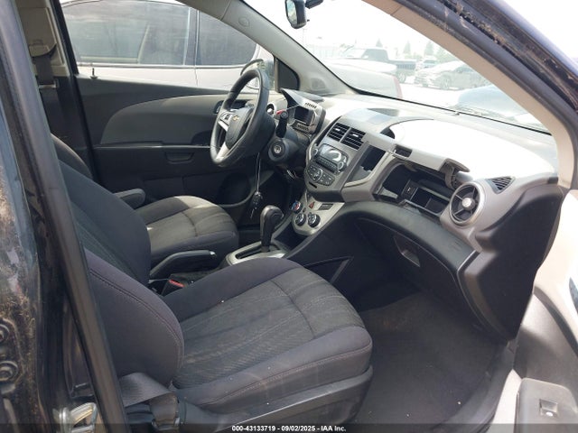 1G1JC5SGXF4122569 Chevrolet lwe