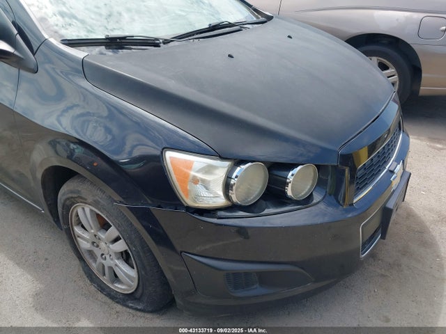 1G1JC5SGXF4122569 Chevrolet lwe