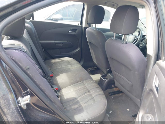 1G1JC5SGXF4122569 Chevrolet lwe