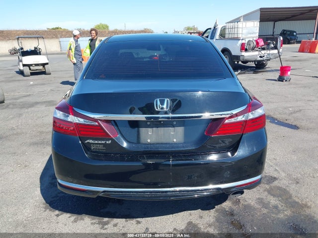 1HGCR2F37GA222301 Honda k24w1