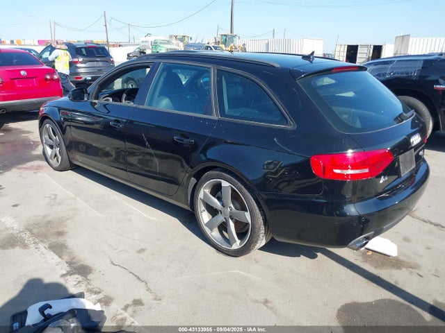 2011 AUDI A4 WAUWFAFL1BA091418 Photo 2
