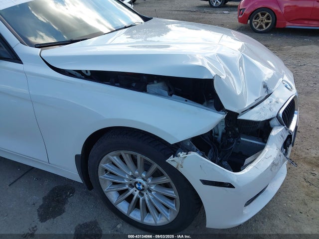WBA3A5G51FNS83445 BMW 328I