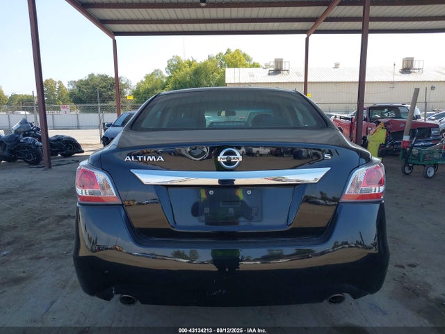 1N4AL3AP3FN875177 Nissan 2015