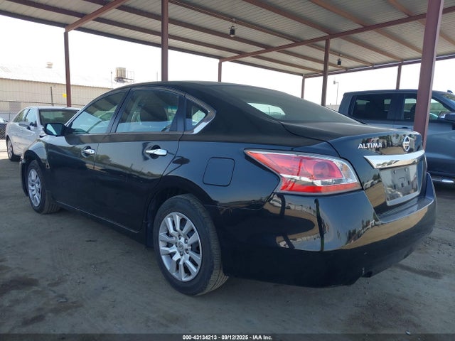 1N4AL3AP3FN875177 Nissan 2015