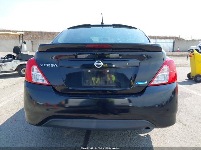 3N1CN7AP5FL812542 Nissan 2015