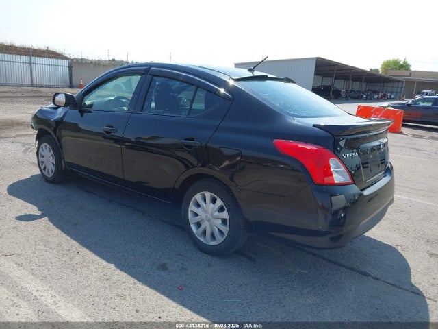 3N1CN7AP5FL812542 Nissan 2015