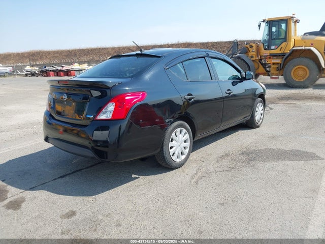 3N1CN7AP5FL812542 Nissan 2015
