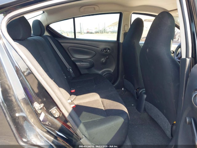3N1CN7AP5FL812542 Nissan 2015