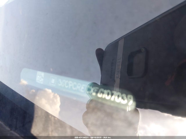3GCPCRECXFG107039 Chevrolet Silverado 1500 1lt