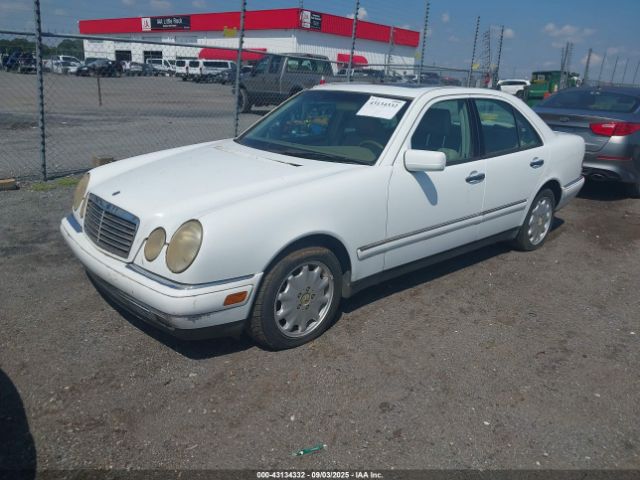 1999 MERCEDES-BENZ E 320 WDBJF65H2XA800158 Photo 1