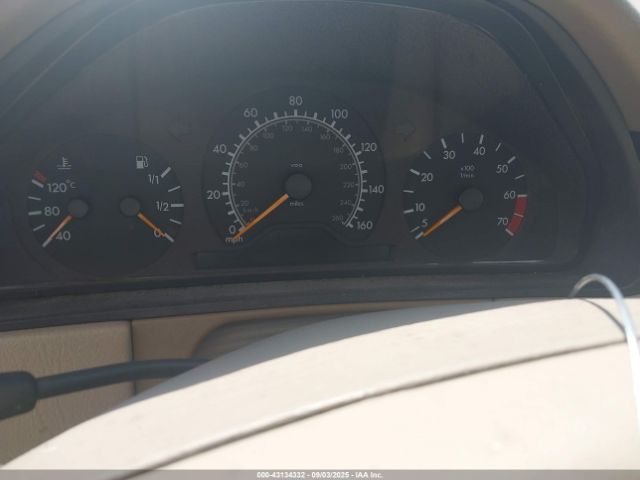 1999 MERCEDES-BENZ E 320 WDBJF65H2XA800158 Photo 6