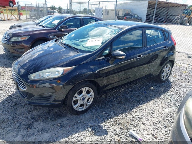 Ford Fiesta 2015 3FADP4EJ1FM171387 Image 2