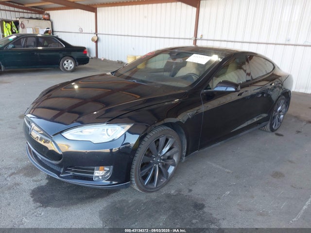 2015 TESLA MODEL S 5YJSA1S22FF098100 Photo 1