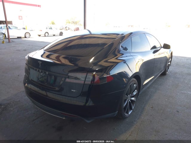 2015 TESLA MODEL S 5YJSA1S22FF098100 Photo 3