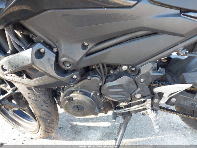 Kawasaki Z400 2023 JKAERKD10PDAN1203 Image 9