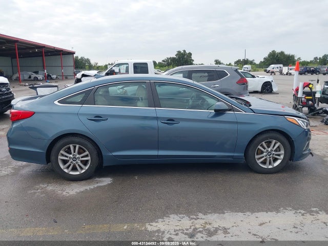 Hyundai 2017 2017 5NPE24AF2HH570414 Image 13