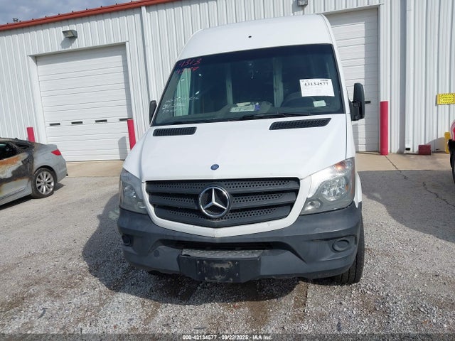 Mercedes-Benz 2015 2015 WD3PE8DB1FP130809 Image 12