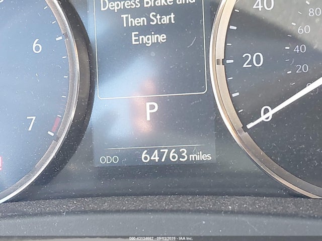 Lexus IS 2018 JTHC81D24J5033612 Image 15