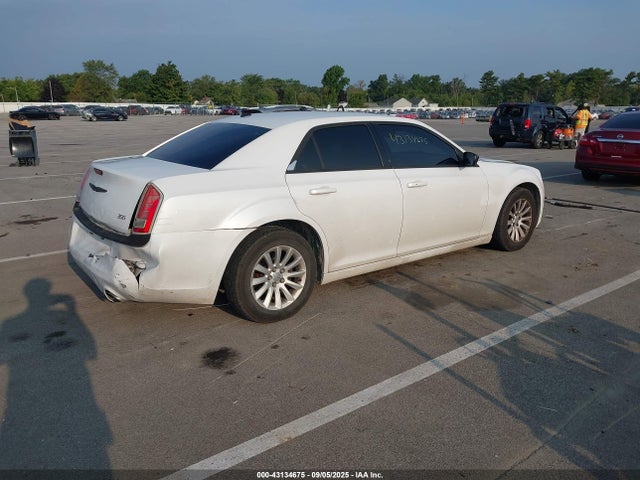 Chrysler 2014 2014 2C3CCAAG4EH184291 Image 4
