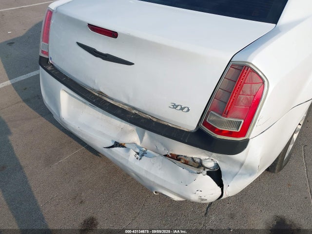 Chrysler 2014 2014 2C3CCAAG4EH184291 Image 6