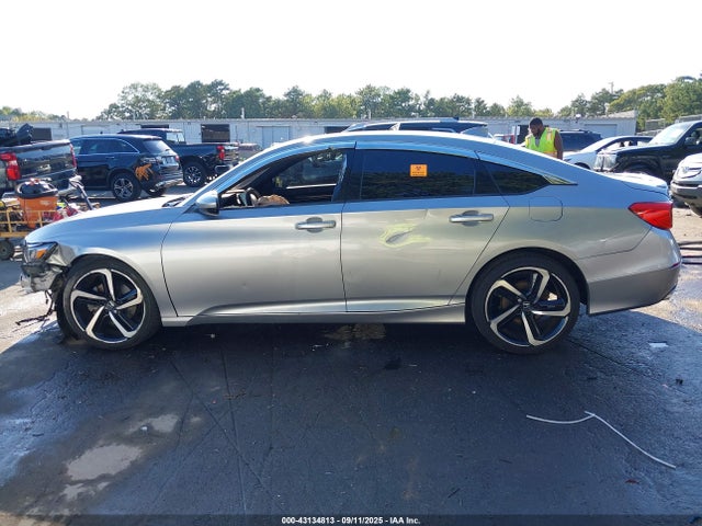 Продажа на аукционе авто 2019 Honda Accord Sport, vin: 1HGCV1F33KA145974, номер лота: 43134813