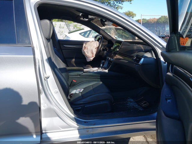 Продажа на аукционе авто 2019 Honda Accord Sport, vin: 1HGCV1F33KA145974, номер лота: 43134813