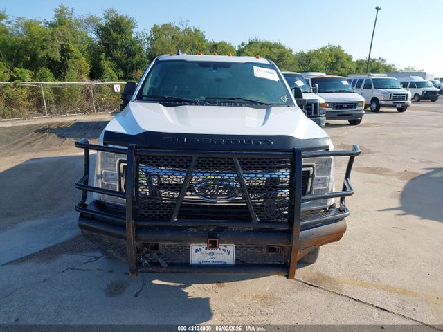 1FT8W3DT8KEG15165 Ford 2019