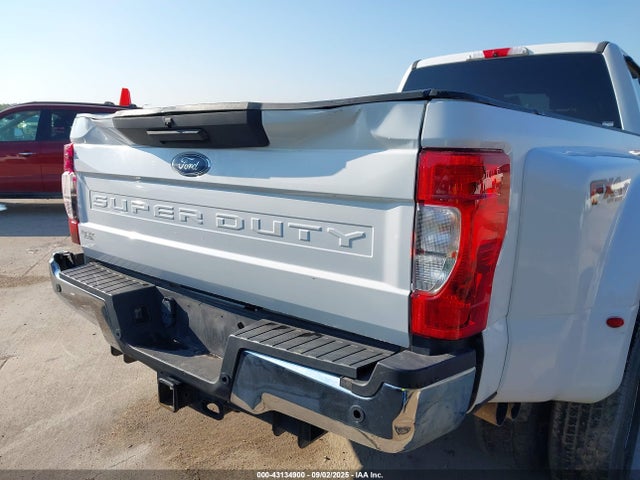 1FT8W3DT8KEG15165 Ford 2019