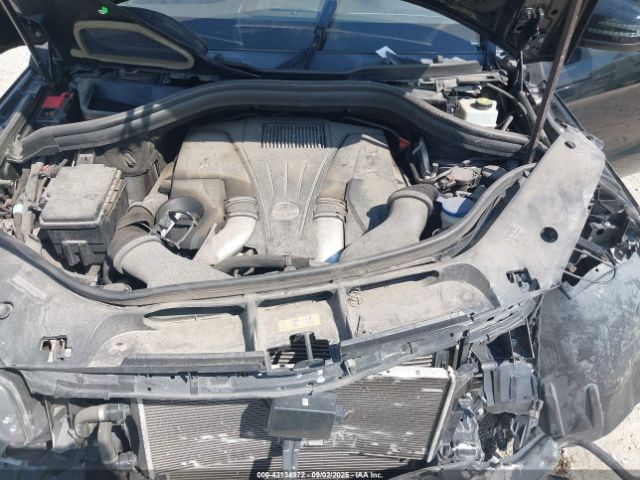 2015 MERCEDES-BENZ GL 550 4JGDF7DEXFA460134 Photo 9