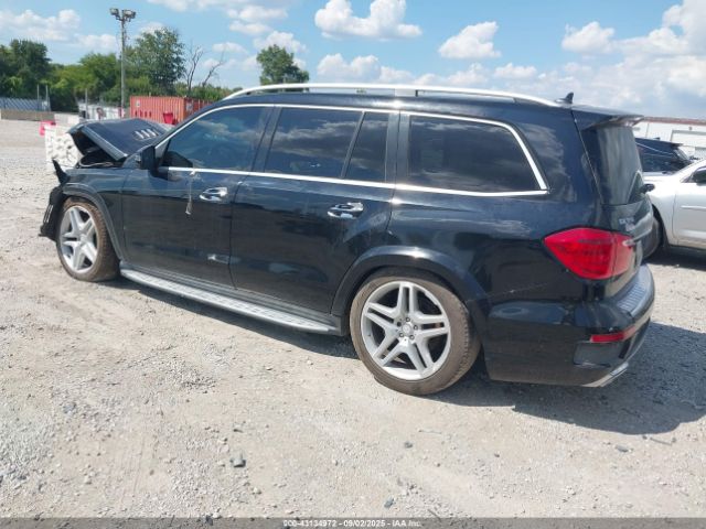 2015 MERCEDES-BENZ GL 550 4JGDF7DEXFA460134 Photo 2