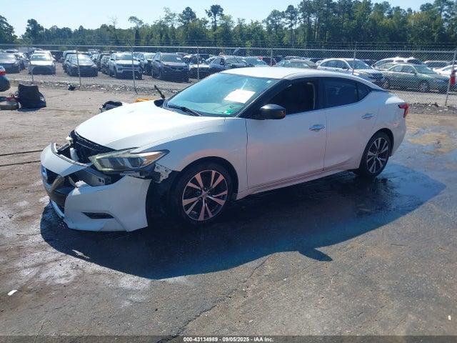 Nissan Maxima 2017 1N4AA6AP4HC377818 Image 2