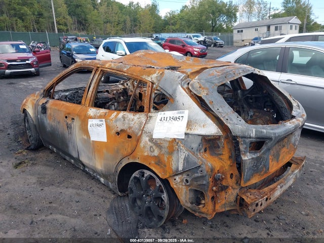 2022 SUBARU CROSSTREK JF2GTAEC9N8276833 Photo 2