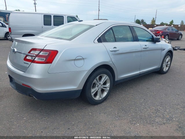 Ford 3.5l ti-vct 2017 1FAHP2D86HG111638 Image 4