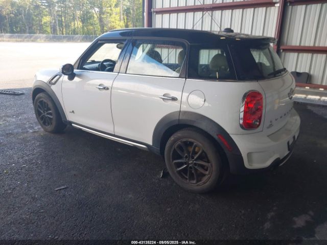 2016 MINI COUNTRYMAN WMWZC5C5XGWU01031 Photo 2