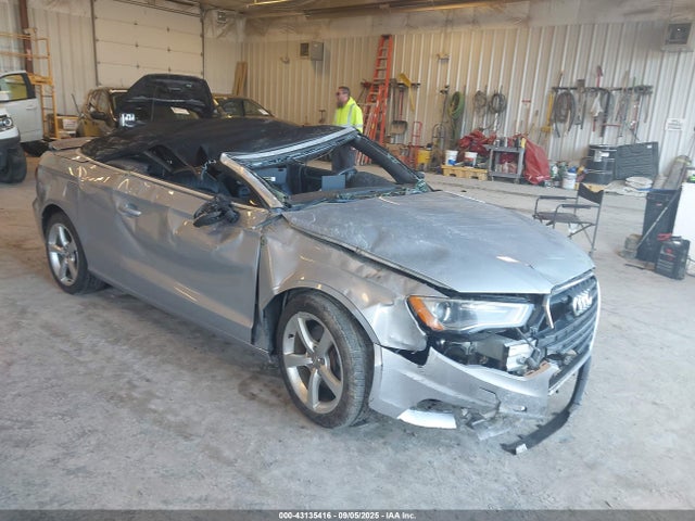 2015 AUDI A3 WAU6CLFF3F1035419 Photo 0