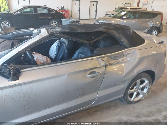 2015 AUDI A3 WAU6CLFF3F1035419 Photo 5