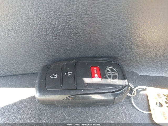 2025 TOYOTA COROLLA CROSS HYBRID 7MUFBABG3SV079366 Photo 10