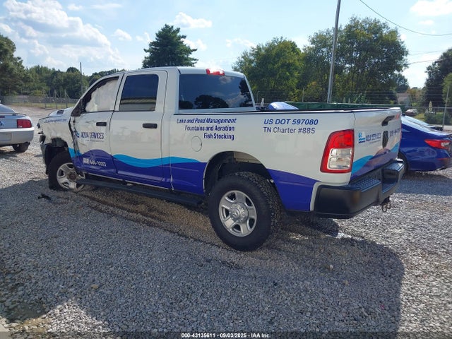 RAM 3500 2023 3C63R3CJXPG596286 Image 3