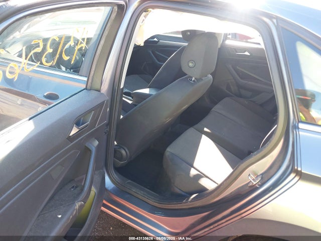 3VWC57BU2KM114103 Volkswagen 1.4 tsi